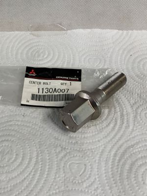 สกรูยึดมู่เล่หน้า สกรูขันมู่เล่ข้อเหวี่ยงหน้า สกรูข้อเหวี่ยง MITSUBISHI TRITON 2.5 16V แท้ เบอร์อะไหล่ 1130A007