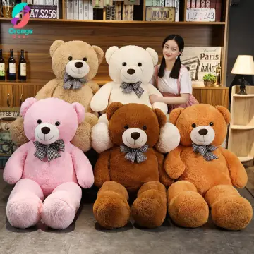 giant teddy bear