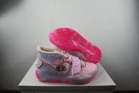 New HOT 【Original】 ΝΙΚΕ K D 12 Aunt Pearl ป้องกันการลื่น ทนต่อการสึกหรอ รองเท้าบาสเก็ตบอลใช้ได้จริง แฟชั่น ผู้ชายรองเท้ากีฬา สีชมพูค่ะ มะเร็งเต้านม 40-46