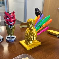 Gold Julius Caesar Statue Office Desk Pen Holder Office Desk Organizer Office Decor Pen Rack Gift Stationery Teacher Gift