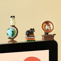 Kawaii Miniature Figurines Home Decor Crafts Car Accessories Creative Globe Cat Desktop Decor Ornaments Cute Computer Decor Gift