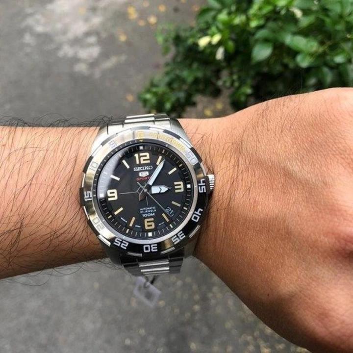 นาฬิกาข้อมือ-seiko-5-sports-automatic-srpb83j1-made-in-japan-black