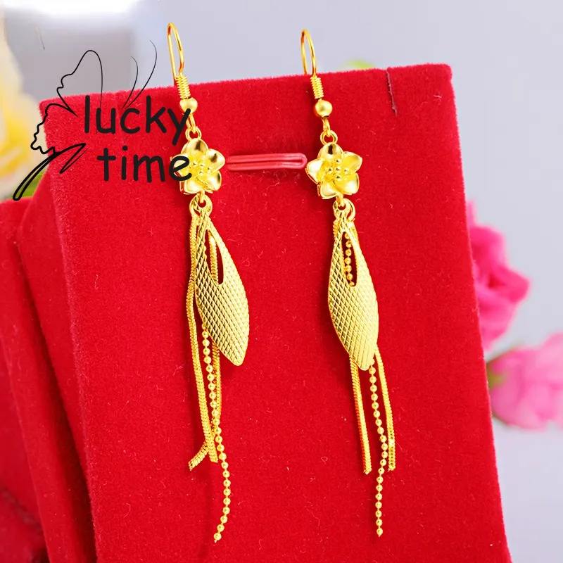 Discover 121+ 18k saudi gold earrings latest seven.edu.vn