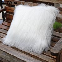 OurWarm 45X45CM Christmas Luxury White Plush Pillow Cover One Side Faux Fur Decorative Throw Pillow Case Square Plush for Home