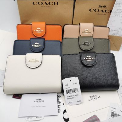 แท้ % COACH C0082 C6390 กระเป๋าสตางค์ผู้หญิงรุ่นใหม่ กระเป๋าสตางค์ขนาดกลาง กระเป๋าสตางค์แบบหนีบ กระเป๋าสตางค์หนัง กระเป๋าสตางค์ กระเป๋าสตางค์แบบเหรียญ กระเป๋าสตางค์แบบสั้น กระเป๋าสตางค์แบบยาว กระเป๋าสตางค์แบบหนังทนต่อการขีดข่วน