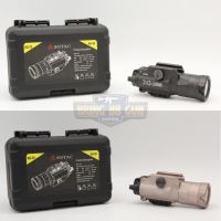 ไฟฉายติดปืนสั้น ยี่ห้อ Surefire รุ่น XH35   ● คุณสมบัติ : 1. ทำจากวัสดุ อลูมิเนียม6061 2. มาตรฐานกันน้ำระดับ IP7 (กันน้ำลึก1เมตร นาน30นาที) 3. มีโหมดไฟสูงและโหมดไฟต่ำ มาพร้อมระบบกระพริบ  ● มี2สีให้เลือก 1. สีดำ  2. สีทราย  ราคา 2300 บาท  ? สินค้าที่ซื้อแ