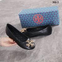 TORY BURCH รองเท้าบัลเล่ต์ หนังเทียม ส้นเตี้ย ประดับโลโก้ T 366-3