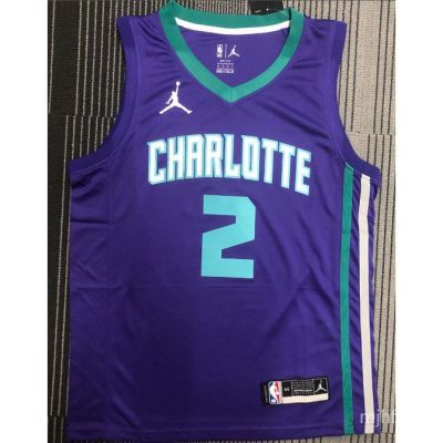 【ขายดี】เสื้อกีฬาบาสเก็ตบอล ลายโลโก้ NBA Charlotte Hornets 2# สีม่วง 4 แบบ 2021