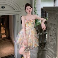 The new French floral dress female summer collect waist short a-line skirt sexy temperament condole belt veil that wipe a bosom