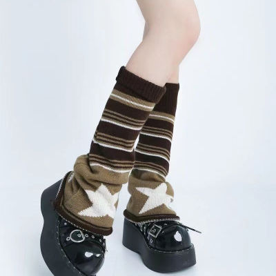 ผู้หญิงอุ่นขา Y2K โกธิคสีน้ำตาลดาวญี่ปุ่นถักถุงเท้าสาวอุปกรณ์เสริมหลอดสูงลูกวัวถุงเท้ารองเท้าปกถุงเท้า