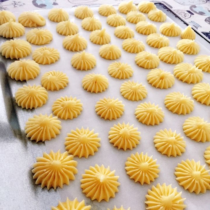cc-russian-pastry-nozzles-icing-piping-decoration-tips-confectionery