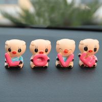 【cw】 Car Ornament Car Decoration Car Decoration Resin toy love Pig Pig Link