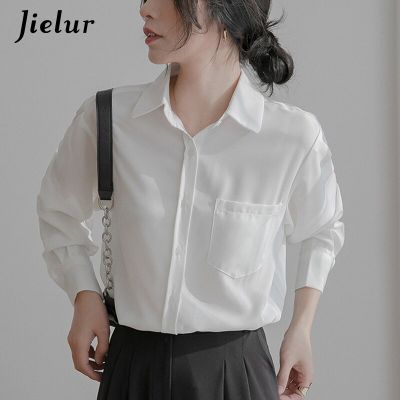 Jielur เสื้อเบลาส์ผู้หญิงวินเทจมีกระเป๋าหลวมผ้าชีฟอง5สีสำหรับสาวออฟฟิศ Kemeja Hitam แฟชั่น S-XL เสื้อสตรี