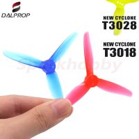 FOXEER DALPROP ใหม่ชุดพายุไซโคลน T3028 T3018ใบพัด3ใบพัด CW CCW ระยะห่าง5มม. สำหรับ RC FPV 3นิ้วอุปกรณ์เสริมเครื่องยนต์ข้าม