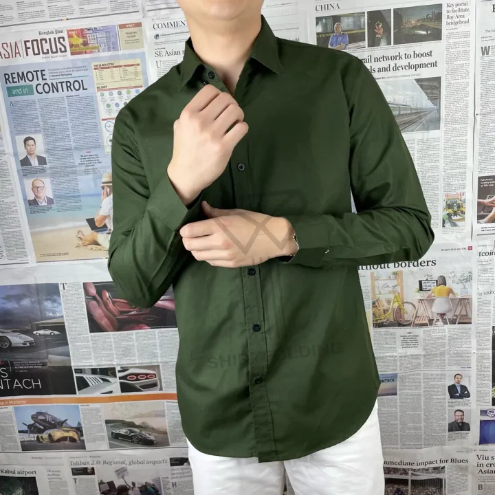 shirtfolding-เสื้อเชิ้ต-แขนยาวคอปก-สีเขียวเข้ม-สีเขียวขี้ม้า-สีเขียว-กระดุมดำ