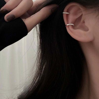 ที่ปิดหูห่วงสแตนเลสเจาะจมูกและหูผู้หญิงกระดูกอ่อนไม่ถูกเจาะต่างหูแบบหนีบไม่มีรู Ear Cuff คริสตัลใหม่
