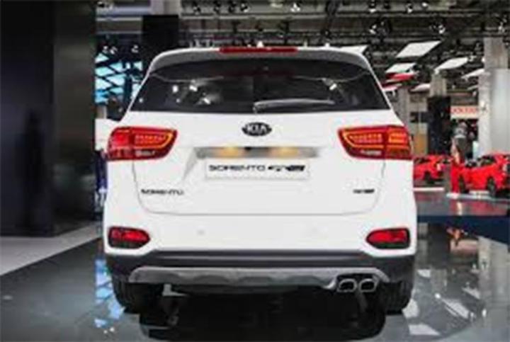 Kia Sorento 2017 ra bản cao cấp 104 tỷ đồng