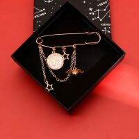 [Lovely Cute] peripherals 943 station number star snitch brooch pin autumn and winter clothes accessories