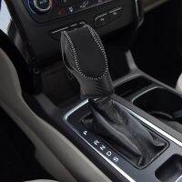 Car PU Carbon Look Gear Shift Knob Cover for Ford EcoSport Escape / Fusion /C-Max Energi Wagon / Fiesta / Focus