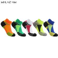 【jw】☎  5 Pairs Socks Basketball Football Cycling Men Anti Breathable Moisture Wicking Thick Seamless Athletic