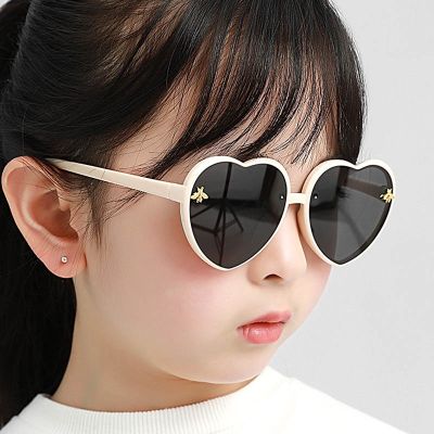 Fashion Brand Heart Kids Sunglasses 2022 New Children Cute Pink Cartoon Bee Sun Glasses Girls Boys Baby Gradient Eyewear