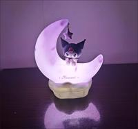 Sanrio Kuromi Chiffonroll ดวงจันทร์ไฟ LED Kawaii 3D การ์ตูนเครื่องประดับน่ารักความงามห้องนอนไฟกลางคืนตกแต่งโคมไฟของขวัญสำหรับเด็ก