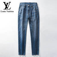 【 Stock】Original Louis Vuittons ใหม่ยีนส์สีน้ำเงินสำหรับผู้ชาย Slim Elastic ฤดูใบไม้ร่วงแฟชั่นกางเกงทำงานชายคลาสสิกผ้าฝ้ายกางเกงยีนส์