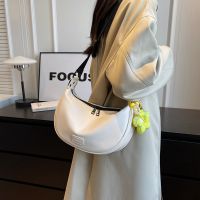 Fashion Womens Bag 2023 New Nylon Large Capacity Dumpling Bag Leisure Urban Simple Shoulder Bag 2023