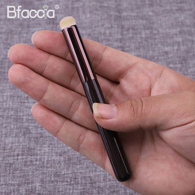 Super Soft Lipstick Matte Smudge Brushes Kumo Mini Makeup Brushes Round Precision Concealer Brush Fingertip Makeup Brush Tools Makeup Brushes Sets