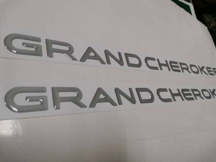 สติ๊กเกอร์ตัดคอมเทเรซิ่นนูน-คำว่า-grand-cherokee-สำหรับติดท้าย-jeep-cherokee-รถจี๊บ-แกรนด์เชอโรกี-ติดรถ-แต่งรถ-sticker