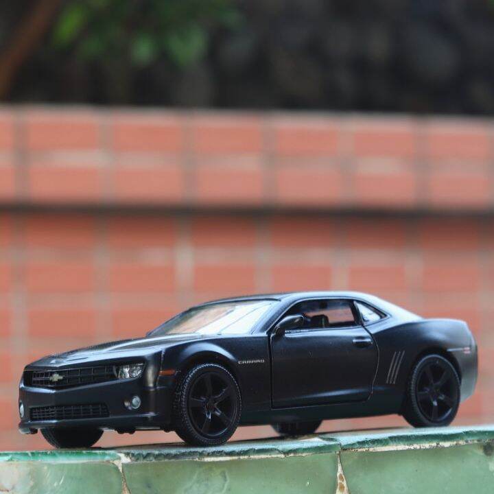 1-36-chevrolet-camaro-high-simulation-alloy-model-car-metal-sedan-die-casting-collection-toy-car-boy-toy-children-gift-a323