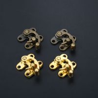 【CW】 2pc Latch Buckle Horn Hasp Padlock Clasp Alloy w/screw Wood Jewelry Toggle Lock Antique Bronze/Gold 29x33mm Old Fashion