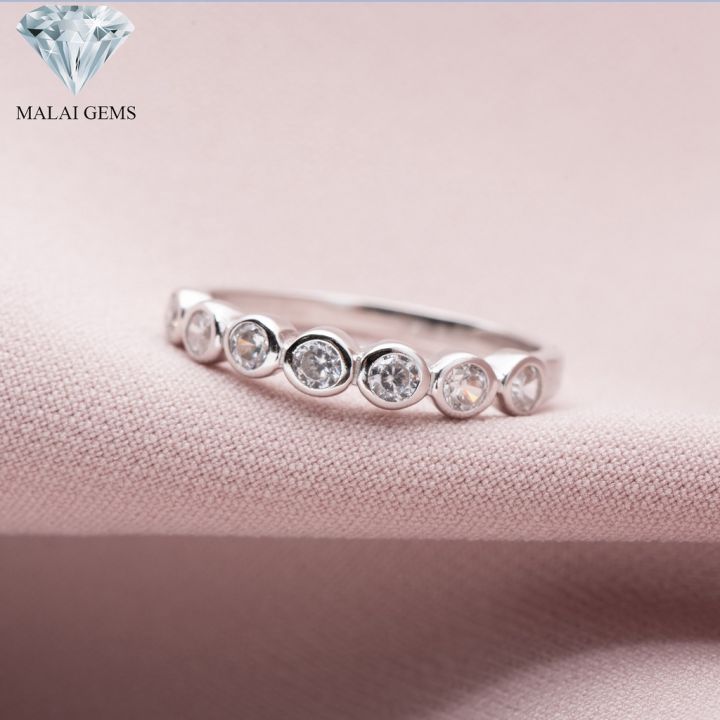 malai-gems-แหวนเพชร-แหวนเพชรหุ้ม-7-เม็ด-เงินแท้-925-เคลือบทองคำขาว-ประดับเพชรสวิส-cz-รุ่น-151-r3102แถมกล่อง-แหวนเงินแท้-แหวนเงิน-แหวน