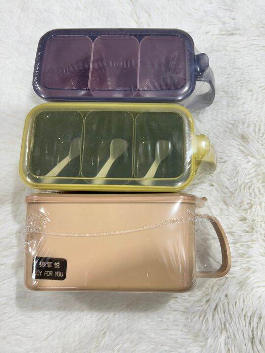กล่องเก็บเครื่องปรุง-3ช่อง-กล่องเก็บอาหารแห้งและเครื่องปรุงรส-ที่ใส่เครื่องปรุง-อุปกรณ์ครัวในครัวเรือนพร้อมฝา