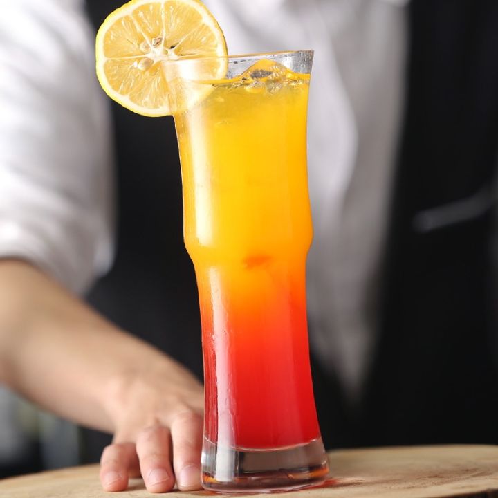 long-bar-drinks-a-cup-of-drink-a-cup-of-bamboo-transparent-water-in-a-glass-of-fruit-juice-cup-tea-cup-of-cocktail-glass