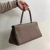 Horizontal square drill pipe bag with lychee pattern layer head cowhide one shoulder portable large capacity womens bag Fashion leather womens bag