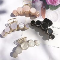 Exquisite Crystal Rhinestone Pearl Hair Claw Clips For Women Hair Clip Plastic Hairpins Clamp Resin Barrette Hair Accessories