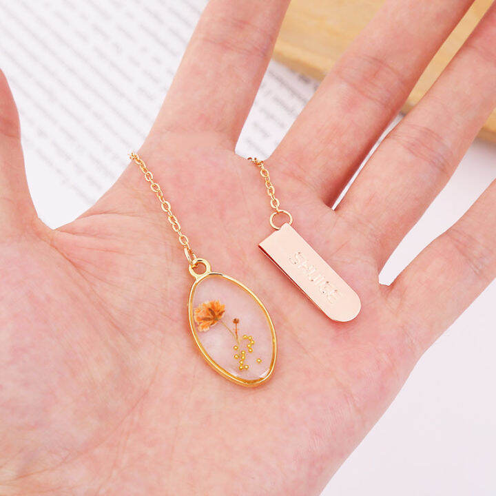 bookmark-pendant-chain-bookmark-student-bookmarks-small-oval-embossed-bookmark-student-page-folder-crystal-embossed-bookmark