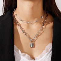 [COD] European and cross-border simple pin clavicle necklace personality exaggerated lock alloy pendant set