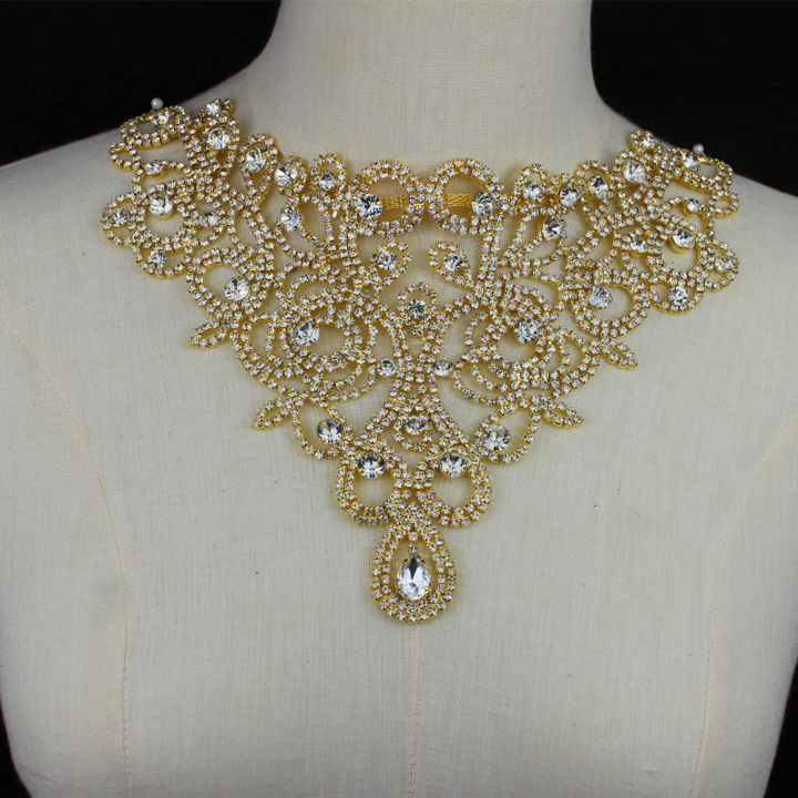 ร้อน-ขนาดใหญ่รูปตัววีคริสตัลแพทช์-rhinestone-neckline-สำหรับชุดแต่งงานกระโปรงกระพริบท้องเต้นรำเข็มขัดตกแต่ง-applique