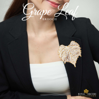 Royal Orchid เข็มกลัดใบองุ่นชุบทองและเงิน