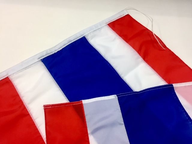 ธงชาติไทย-ขนาด-50x75ซม-ผ้าร่มสีสด-พร้อมเชือกผูก-ธงชาติ-ชาติไทย-ประเทศไทย-ไทย-ไตรรงค์-วันชาติ