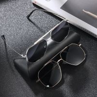 New Men Fashion Outdoor Sports Sunglasses Mens Polarized Driving Sunglasses Male UV Protection Cycling Eyewear UV400 Goggles