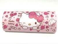 KITTY  PINK  กล่องแว่น กล่องแว่นตา GLASSES CASE ทรงใหม่ ลาย  KITTY PINK  BIG1  คิตตี้ ตลับแว่น ฝาปิด (แม่เหล็ก) ขนาด 5.5 x 3.5 x 15.5 Cm ผลิตจากวัสดุอย่างดี BY NOEYNEST SHOP