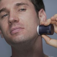 ❅ Ultra Mini Electric Shaver for Men Portable Rechargeable Shaving Machine Beard Razor Travel Pocket Size Professional Men Shaver