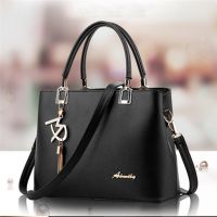 Ai Home Fashion New Womens Bag Tote Bag Handbag Female Korean Sweet Metal Tassels Lady Fashion Handbag Crossbody Shoulder Tote Bag