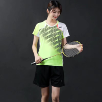 Yonex ชุดสูทวอลเลย์บอลออกกำลังกายแบบรวดเร็วสำหรับทั้งหญิงและชายดูดซับเหงื่อแห้งเร็วสะดวกสบายและระบายอากาศฤดูร้อน2023