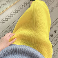 Sanzhai Pleated Skirt Womens High Waist Slimming Summer New Yellow Elegant Back Slit Hip Skirt Xiaohongshu Hot Sale