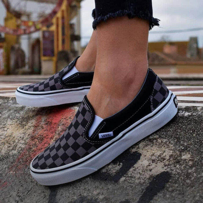 vans dak slip on