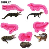 Alligator Animal Swamp Zoo Resin Polymer Clay Mould 3D Crocodile Silicone Mold for Polymer Clay Food Safe Flexible Mold Bread  Cake Cookie Accessories